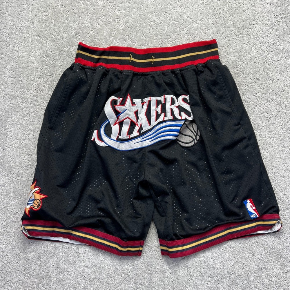 Just Don Basketball Shorts Mens L Black Red Philadelphia 76ers NBA Sportswear